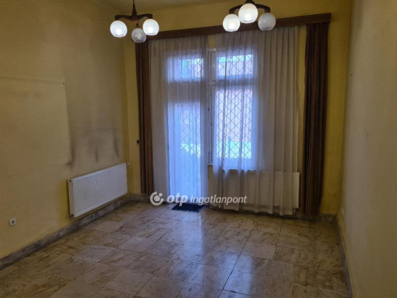 Eladó iroda lakásban Budapest