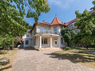 Eladó családi ház Debrecen