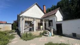 Eladó családi ház Albertirsa