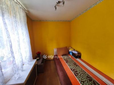 Eladó családi ház Csongrád