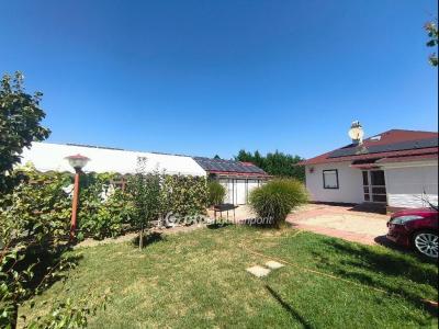 Eladó családi ház Besnyő