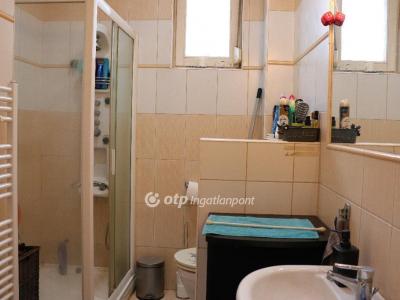 Eladó családi ház Budapest