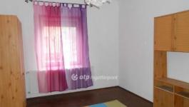 Eladó családi ház Budapest