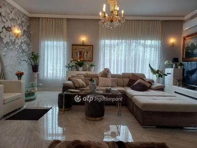 Eladó családi ház Budapest