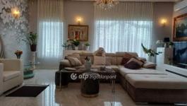 Eladó családi ház Budapest