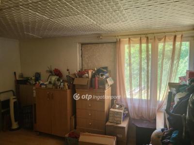 Eladó családi ház Jászfényszaru