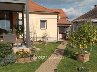 Eladó családi ház Kistótfalu