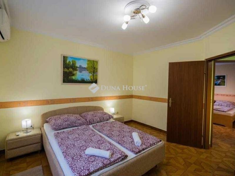 Eladó családi ház Siófok