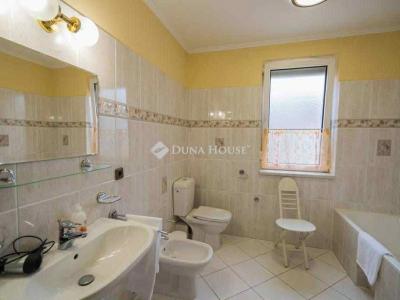 Eladó családi ház Siófok