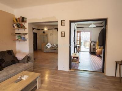 Eladó családi ház Ecser