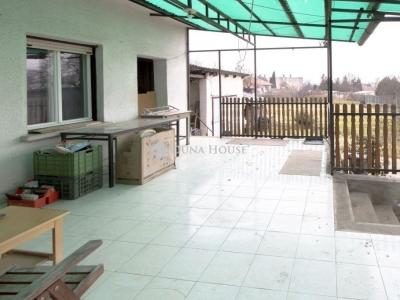 Eladó családi ház Ecser