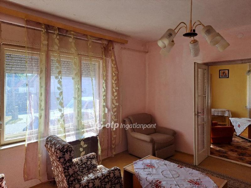 Eladó családi ház Sándorfalva