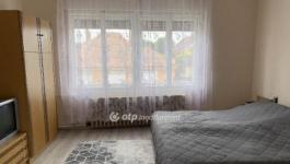 Eladó családi ház Cegléd