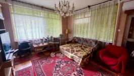 Eladó családi ház Lakitelek