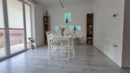 Eladó családi ház Monor