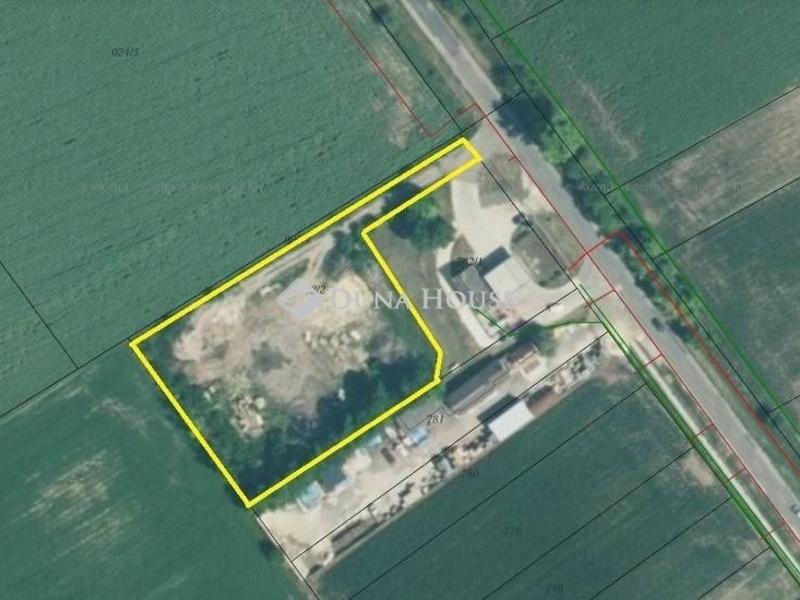 Eladó lakóövezeti telek Iváncsa