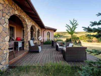 Eladó családi ház Erdőkertes