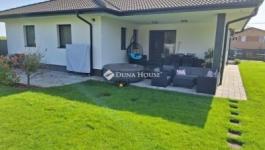 Eladó családi ház Erdőkertes