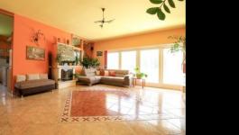 Eladó családi ház Mogyoród