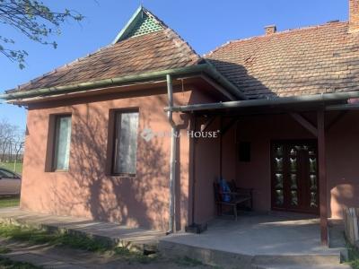 Eladó családi ház Őrbottyán