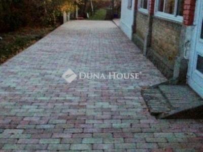 Eladó családi ház Szada