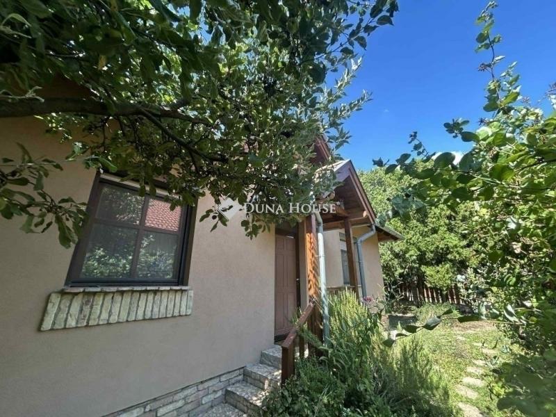 Eladó családi ház Gödöllő