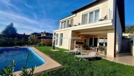 Eladó családi ház Szada