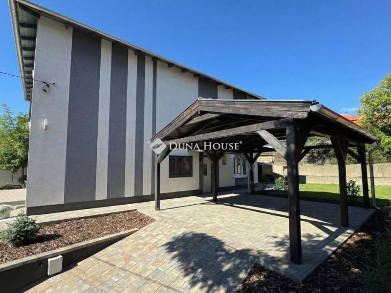 Eladó ikerház Budapest