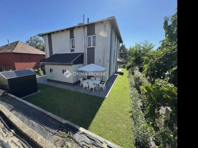 Eladó ikerház Budapest