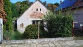 Eladó lakóövezeti telek Pécs