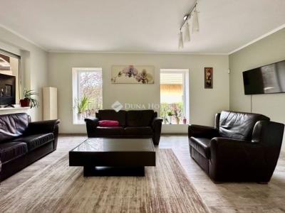 Eladó családi ház Pécs