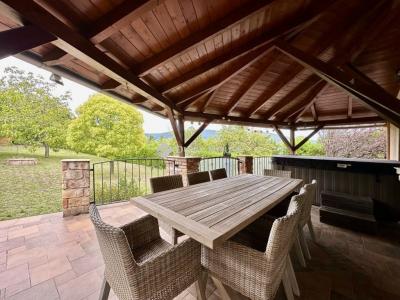 Eladó családi ház Pécs