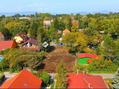 Eladó lakóövezeti telek Balatonfenyves