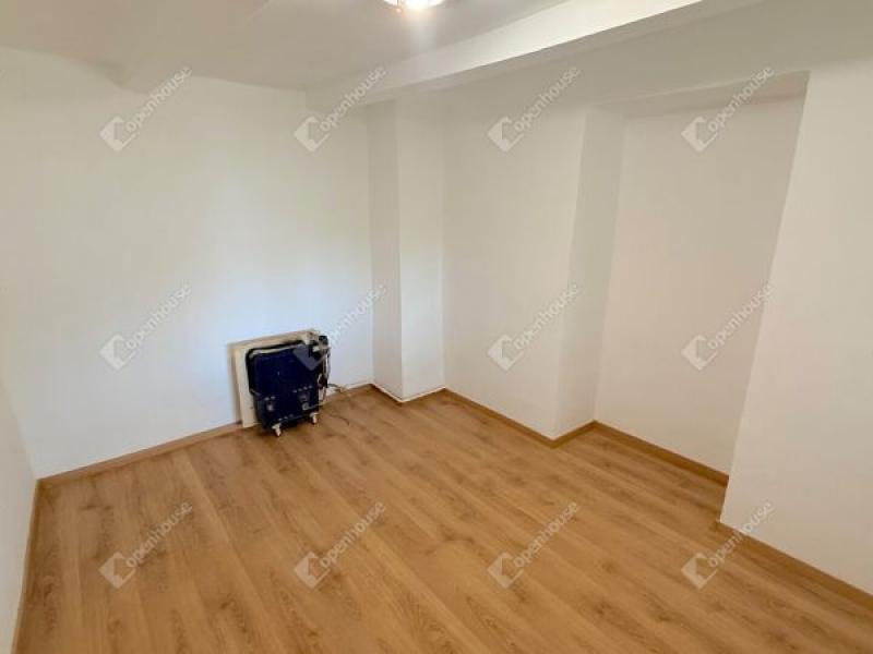 Eladó családi ház Pánd