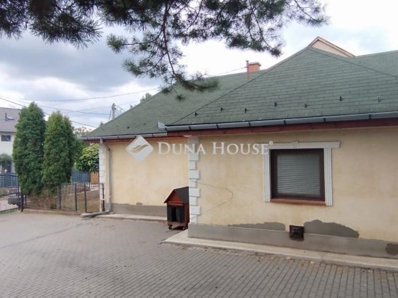 Eladó családi ház Budapest