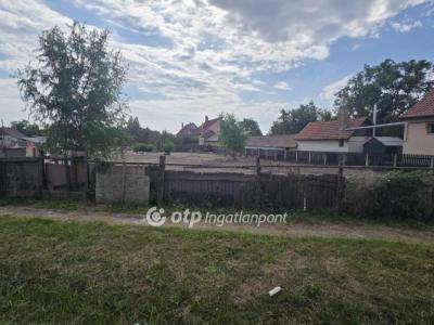 Eladó lakóövezeti telek Kaba