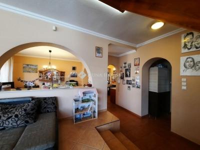 Eladó családi ház Újhartyán