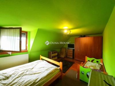 Eladó családi ház Újhartyán