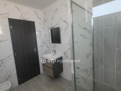 Eladó lakás Jászberény