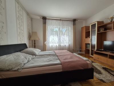 Eladó családi ház Siófok