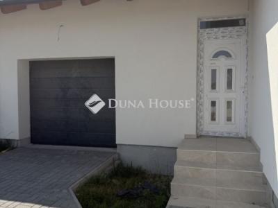 Eladó ikerház Szigetcsép