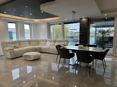 Eladó családi ház Taksony