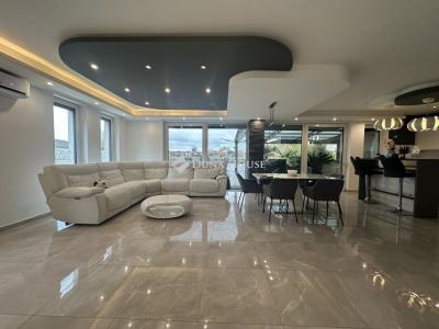 Eladó családi ház Taksony