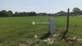 Eladó lakóövezeti telek Tököl