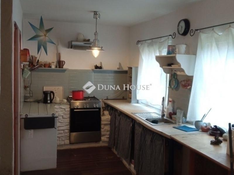 Eladó családi ház Halásztelek