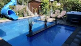 Eladó családi ház Vecsés