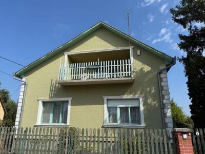 Eladó családi ház Tápiószele