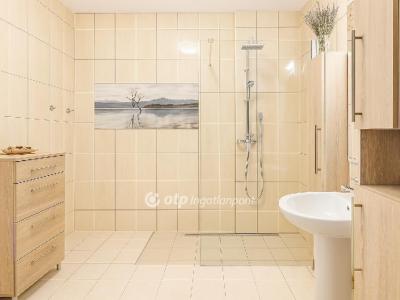 Eladó családi ház Kiskunlacháza