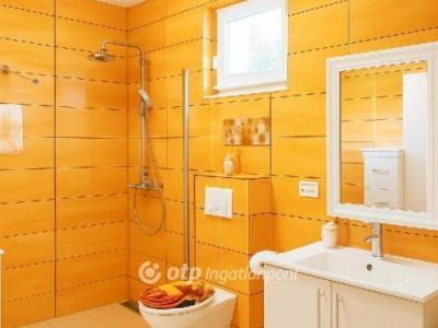 Eladó családi ház Kiskunlacháza