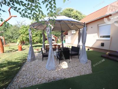 Eladó családi ház Cserkeszőlő